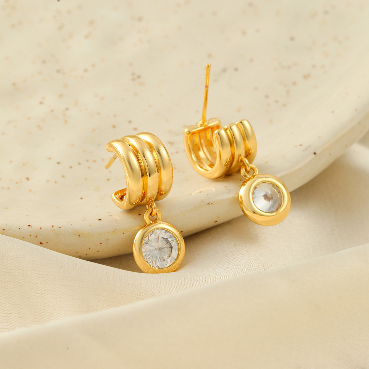 micro-paved zircon geometric stainless steel ear clips - Image 3