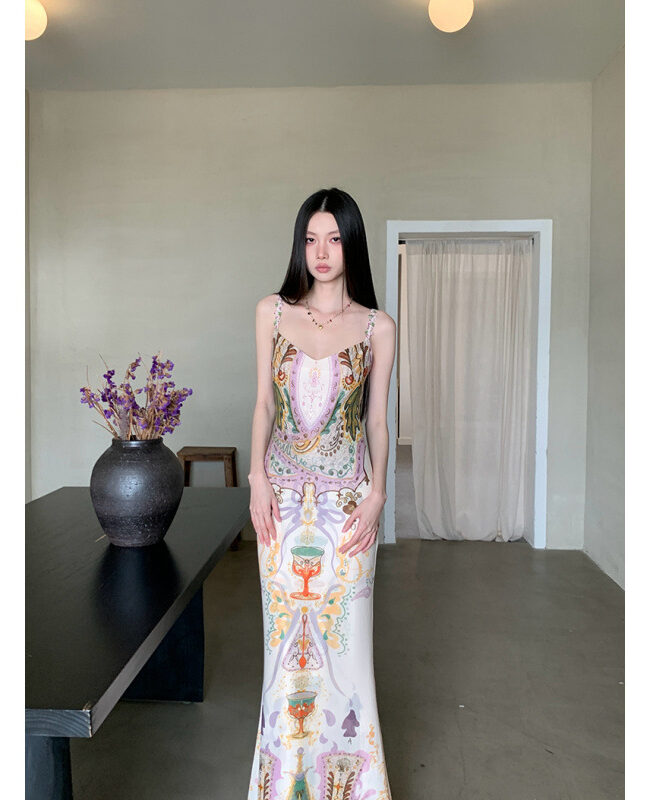 The Sabine High Waist Floral Print Fishtail Dress Detail – La Rose Couture Dresses & Gowns