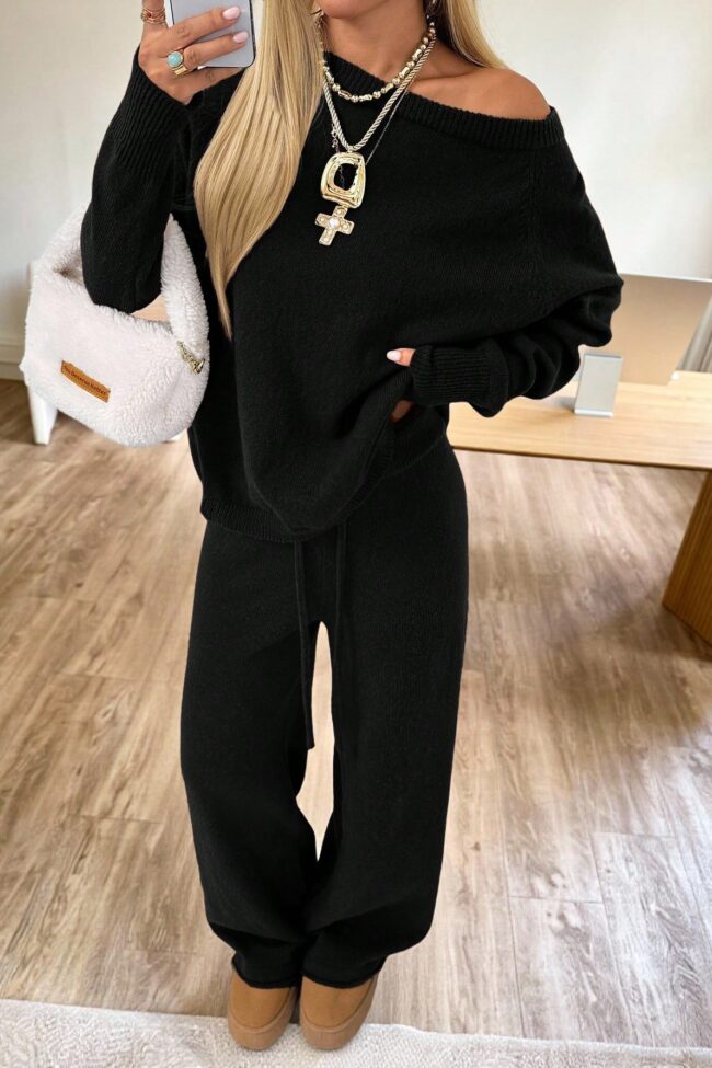 The Alix Loose Fitting Long Sleeve Wide Leg Pants Detail – La Rose Couture Trousers & Skirts