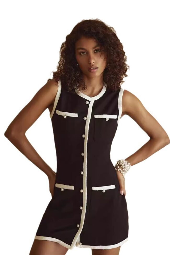 The Gisele Sleeveless Pearl Button a Line Tweed Knit Mini Dress Detail – La Rose Couture Dresses & Gowns