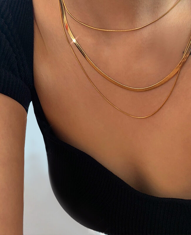 The Solene Minimalist Three Layer Snake Bone Chain Detail – La Rose Couture Jewellery & Accessories