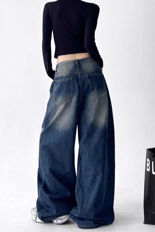 The Oceane Retro Star Graffiti Wide Leg Jeans Detail – La Rose Couture Trousers & Skirts