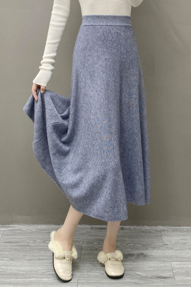 The Ariane Woolen Dress Detail – La Rose Couture Trousers & Skirts