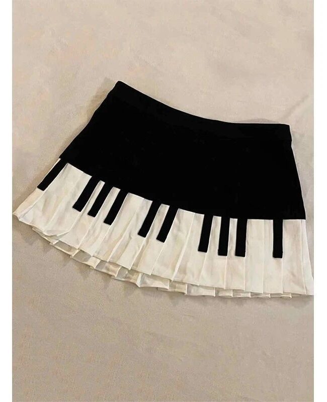The Amandine Vintage Piano Print Pleated Skirt – La Rose Couture Trousers & Skirts