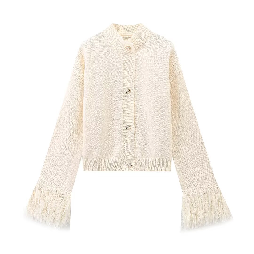 Women‘s Fuzzy Cuff Button-Front Knit Cardigan - Image 2