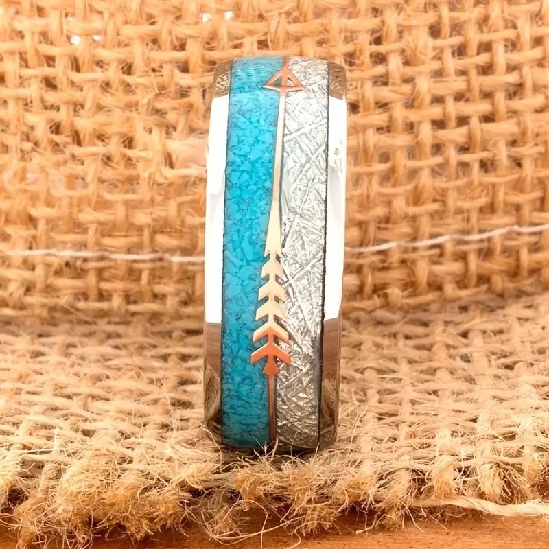 Fashion Unisex Silver Stainless Steel Ring with Gold Arrow Detail - Image 3