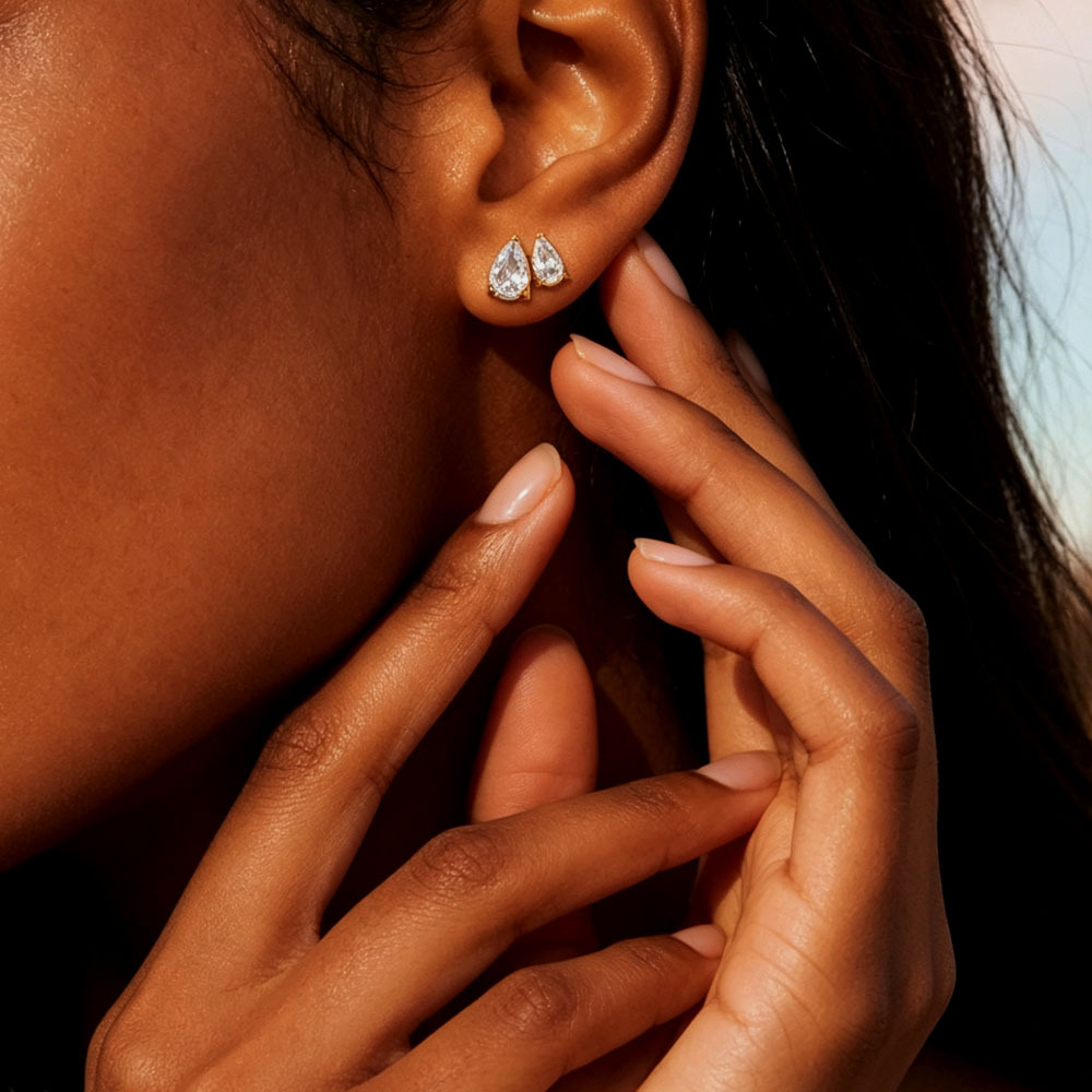 Heart Shaped Zircon Stud Earrings - Image 2