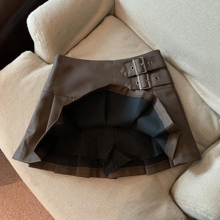 Womens High Waist Pleated PU Skirt - Image 3