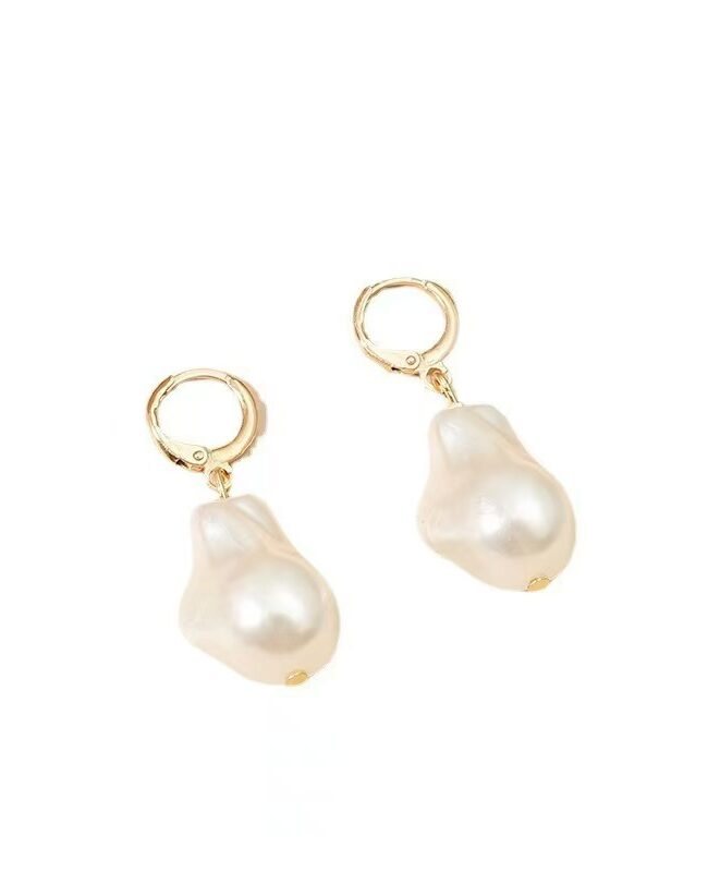 The Laure Irregular Baroque Pearl Earrings Detail – La Rose Couture Jewellery & Accessories