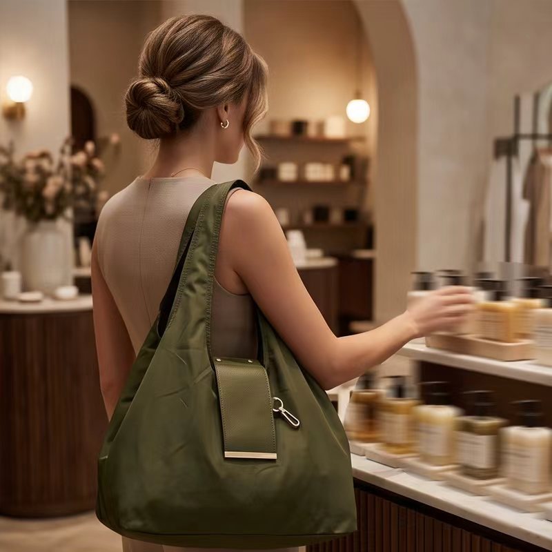Nylon Tote Bag with Keychain Organizer - Image 3