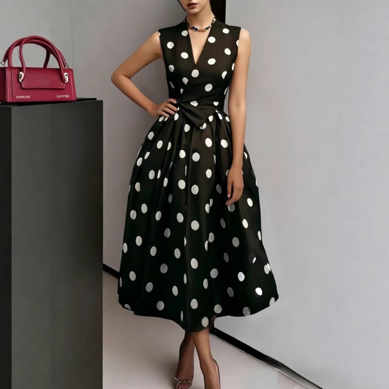 Elegant Polka Dot Slimming Dress - Image 5