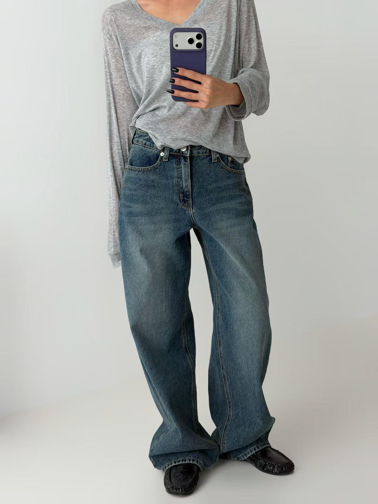 Mid-High Waist Straight-Leg Denim Jeans - Image 2