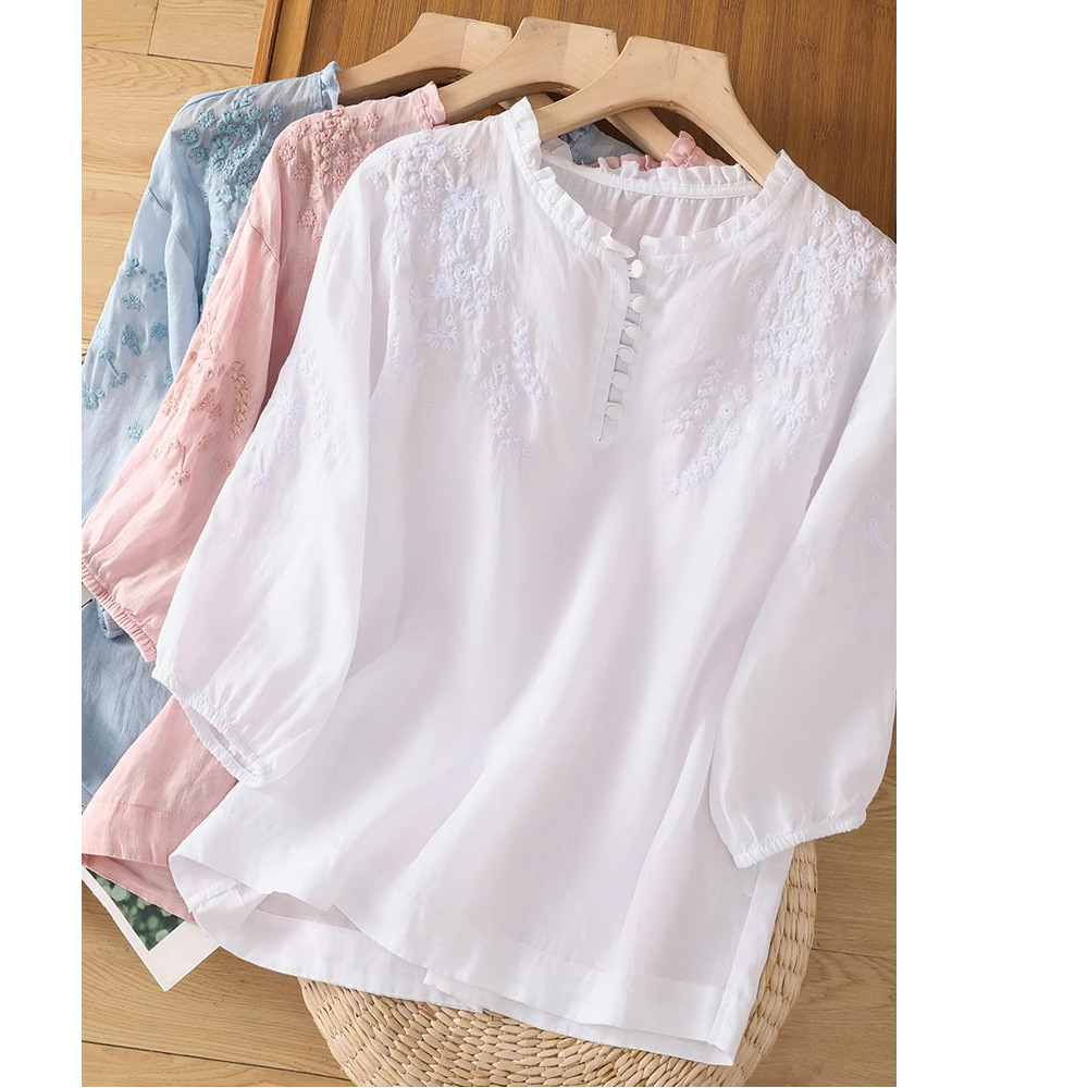 Short-sleeved T-shirt Women's Embroidered Lace - Image 5