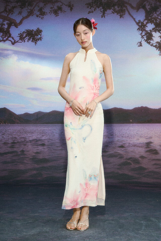 The Cassandre Gradient Lily Floral Cheongsam Dress Detail – La Rose Couture Dresses & Gowns