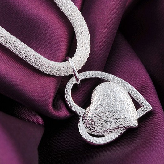 Electroplated 925 Silver Heart Mesh Chain Necklace - Image 3