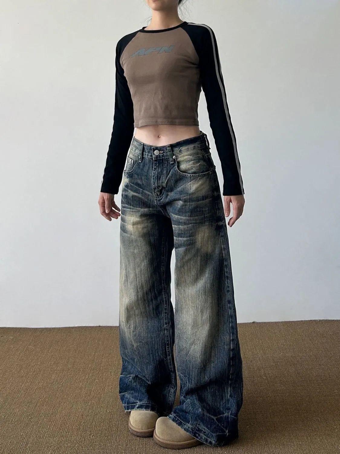 Womens High Waist Wide Leg Jeans - Image 3
