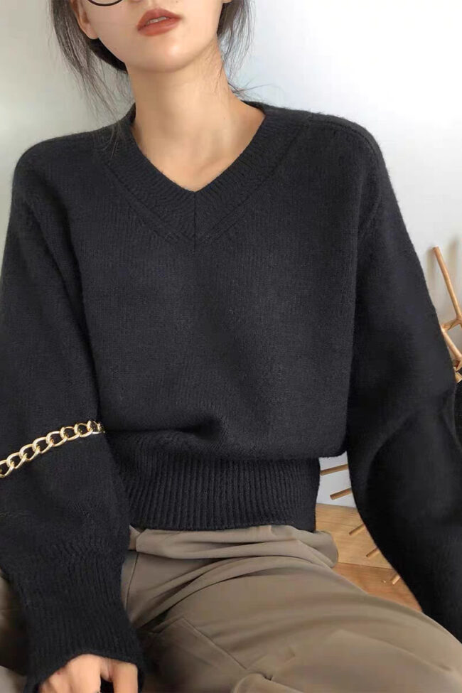 The Madeleine V Neck Long Sleeve Sweater Loose Fit Pullover Detail – La Rose Couture Tops & Blouses