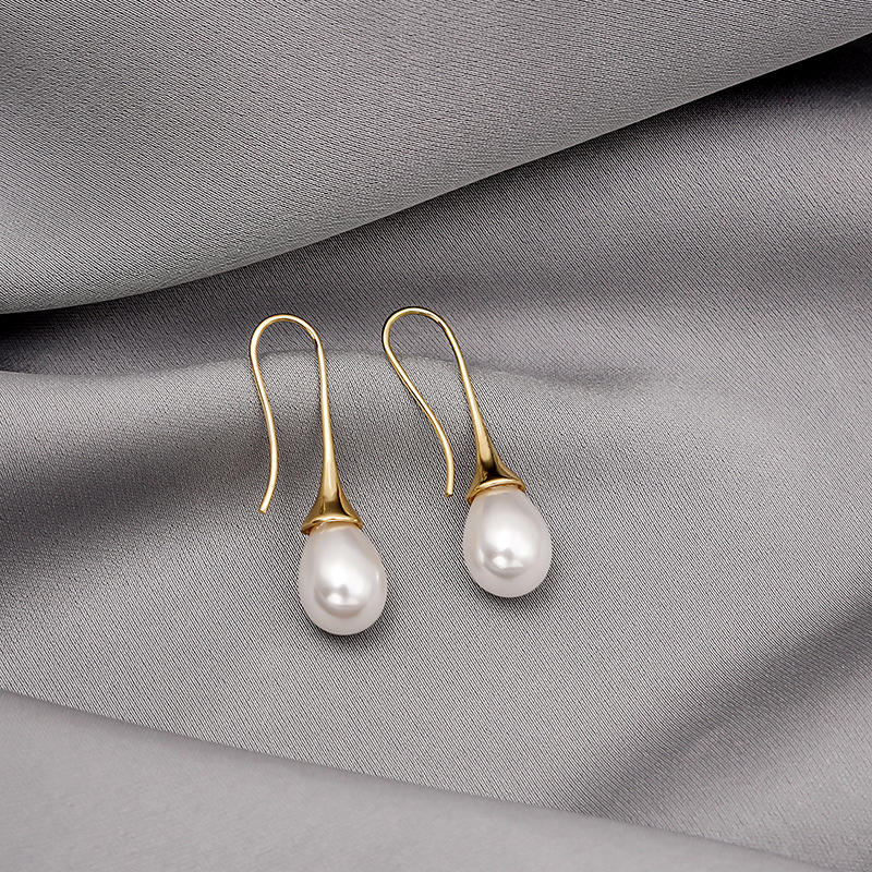 Vintage Water Drop Pearl Earrings for Women Classic All-Match Jewelry