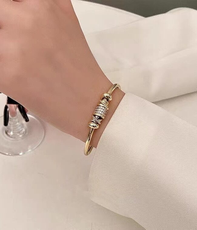 The Ophelie Adjustable Open Waist Copper Alloy Bracelet Detail – La Rose Couture Jewellery & Accessories
