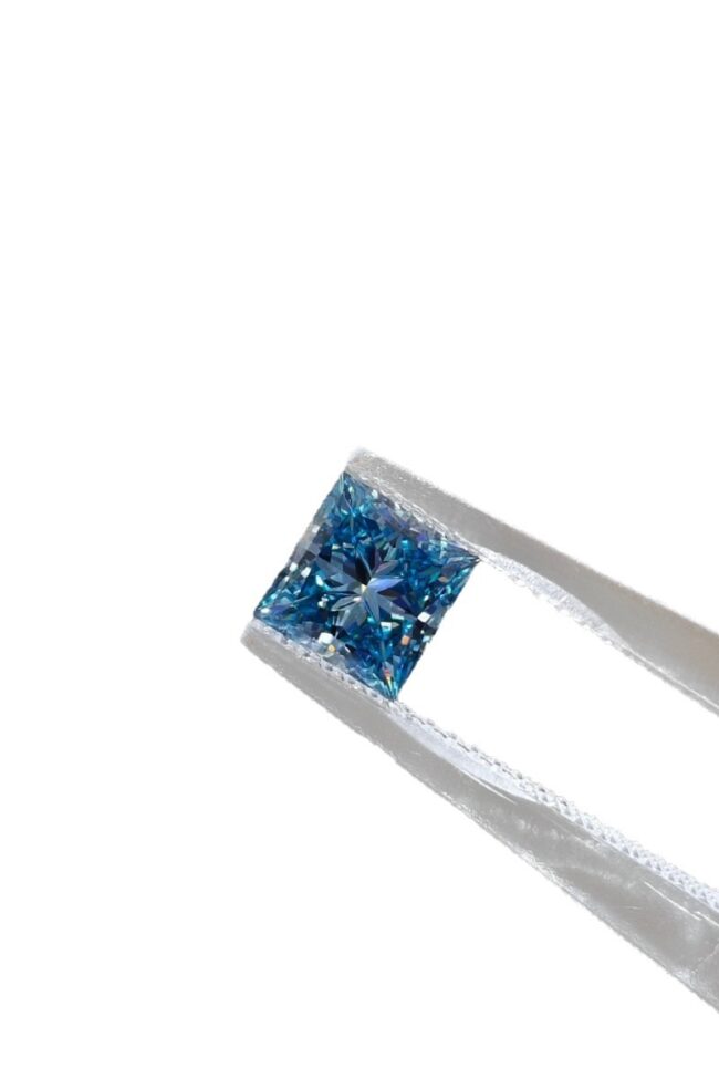 The Cyrielle Igi Certified Princess Cut Royal Blue Laboratory Grown Loose Diamond Detail – La Rose Couture Jewellery & Accessories