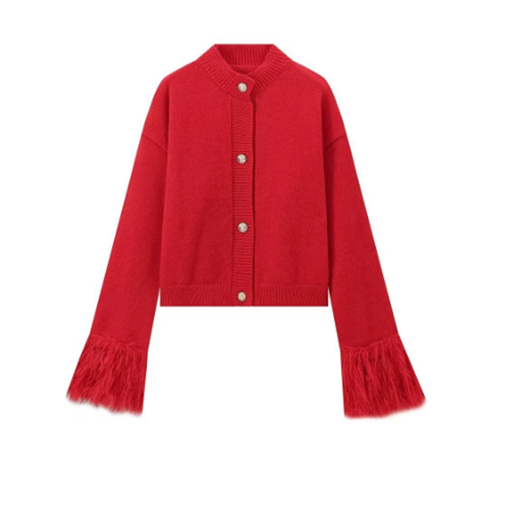 Women‘s Fuzzy Cuff Button-Front Knit Cardigan