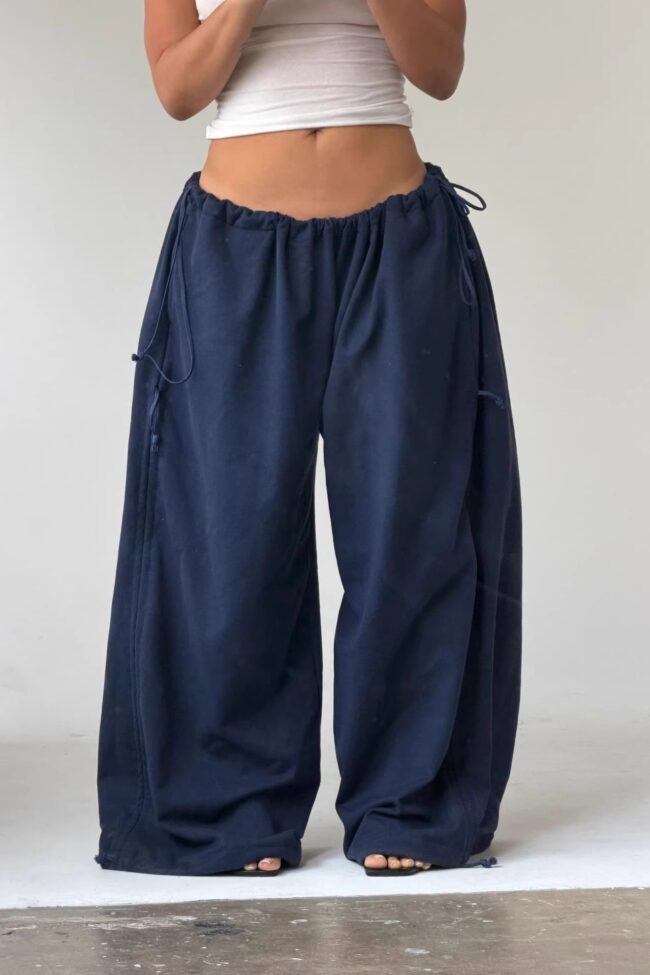 The Noemie Elastic Waist Wide Leg Pants Detail – La Rose Couture Trousers & Skirts